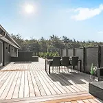 Vakantiehuis 5 Bedroom Cozy In