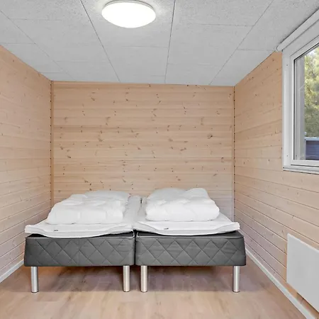 5 Bedroom Cozy In 펜션