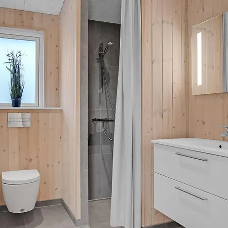 펜션 5 Bedroom Cozy In 루켄