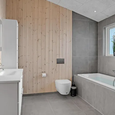 펜션 5 Bedroom Cozy In *