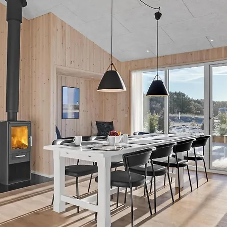 5 Bedroom Cozy In 펜션
